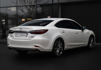 Подержанный автомобиль Mazda 6 Sedan 2021 года (5 фото)