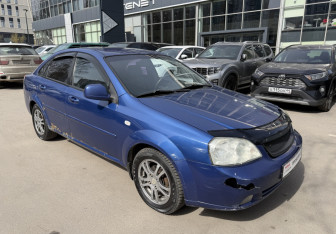 Подержанный автомобиль Chevrolet Lacetti Sedan 2008 года (3 фото)