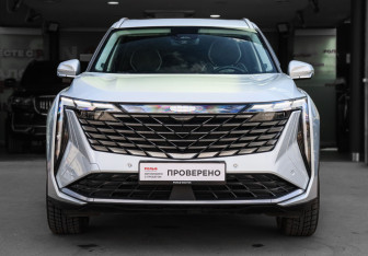 Подержанный автомобиль Geely Atlas 2024 года (2 фото)