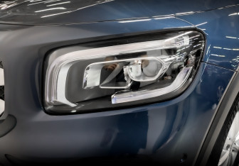 Подержанный автомобиль Mercedes-Benz GLB 2021 года (17 фото)