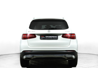 Подержанный автомобиль Mercedes-Benz GLC Coupe 2017 года (6 фото)