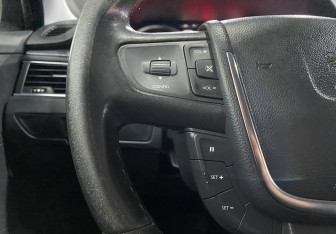 Подержанный автомобиль Peugeot 508 Sedan 2012 года (14 фото)