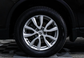 Подержанный автомобиль Nissan X-Trail 2021 года (15 фото)