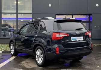 Подержанный автомобиль Kia Sorento 2019 года (7 фото)