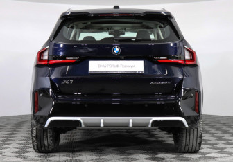 Новый BMW X1 2025 (4 фото)
