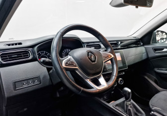 Подержанный автомобиль Renault Arkana 2019 года (15 фото)