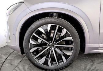 Новый Volvo XC90 2025 (7 фото)