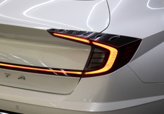 Подержанный автомобиль Hyundai Sonata 2021 года (24 фото)