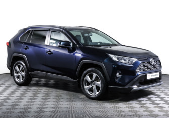 Подержанный автомобиль Toyota RAV4 2019 года (3 фото)