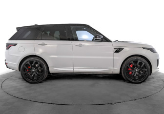 Подержанный автомобиль Land Rover Range Rover Sport 2021 года (4 фото)
