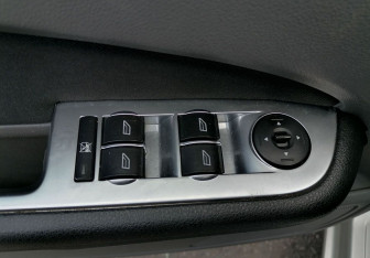 Подержанный автомобиль Ford Focus Sedan 2010 года (14 фото)