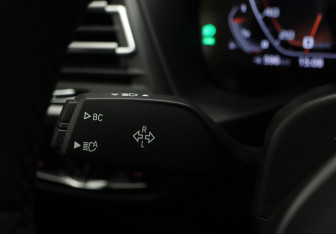 Подержанный автомобиль BMW X3 2024 года (12 фото)
