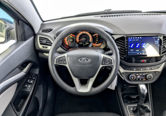 Подержанный автомобиль LADA (ВАЗ) Vesta Wagon 2019 года (21 фото)