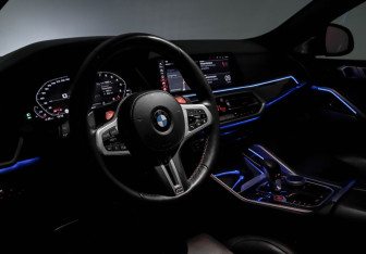 Подержанный автомобиль BMW X6 M 2020 года (20 фото)