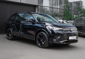 Подержанный автомобиль Volkswagen Tiguan 2025 года (3 фото)