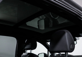 Подержанный автомобиль Audi Q7 2021 года (18 фото)