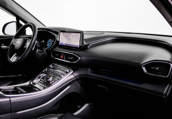 Подержанный автомобиль Hyundai Santa Fe 2021 года (9 фото)