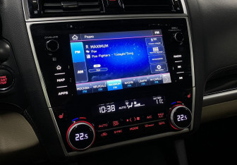 Подержанный автомобиль Subaru Legacy Sedan 2019 года (22 фото)