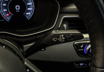 Подержанный автомобиль Audi A4 Sedan 2020 года (16 фото)