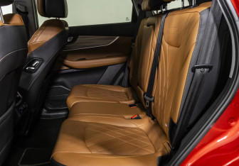 Подержанный автомобиль Chery Tiggo 8 Pro Max 2022 года (13 фото)