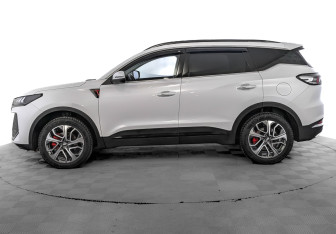 Подержанный автомобиль Chery Tiggo 7 Pro Max 2024 года (8 фото)