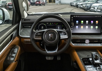 Подержанный автомобиль Tank 500 2024 года (16 фото)