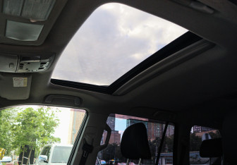 Подержанный автомобиль Toyota Land Cruiser Prado 2013 года (13 фото)