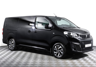 Подержанный автомобиль Peugeot Traveller 2020 года (3 фото)