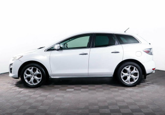 Подержанный автомобиль Mazda CX-7 2011 года (3 фото)