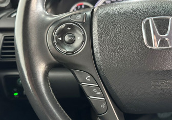 Подержанный автомобиль Honda Accord Sedan 2013 года (16 фото)