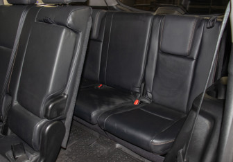 Подержанный автомобиль Toyota Highlander 2014 года (12 фото)