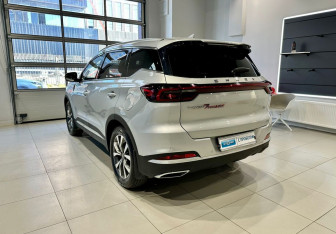Подержанный автомобиль Chery Tiggo 7 Pro Max 2023 года (7 фото)