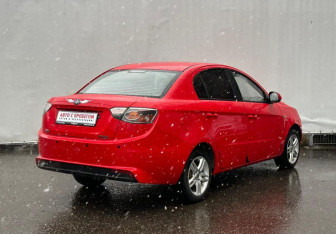 Подержанный автомобиль FAW Oley Sedan 2014 года (5 фото)