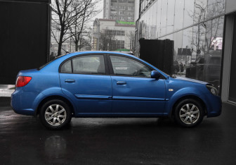 Подержанный автомобиль Kia Rio Sedan 2010 года (4 фото)