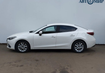 Подержанный автомобиль Mazda 3 Sedan 2016 года (8 фото)