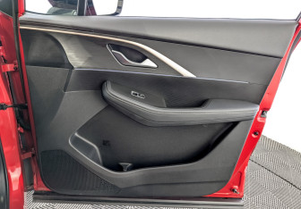 Подержанный автомобиль Omoda C5 2024 года (26 фото)