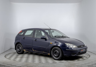 Подержанный автомобиль Ford Focus Sedan 2003 года (3 фото)