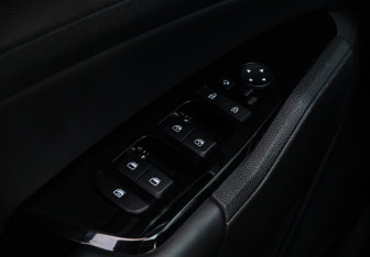 Подержанный автомобиль Kia Sportage 2022 года (23 фото)