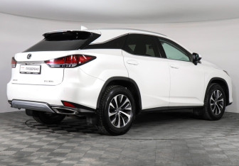Подержанный автомобиль Lexus RX 2020 года (5 фото)