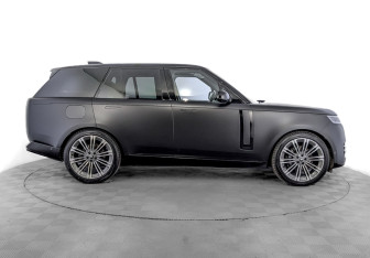 Подержанный автомобиль Land Rover Range Rover 2024 года (4 фото)