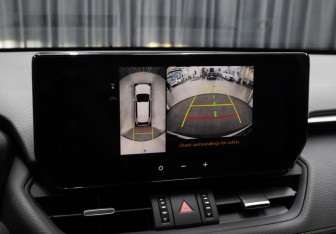 Подержанный автомобиль Toyota RAV4 2024 года (26 фото)