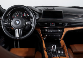 Подержанный автомобиль BMW X6 M 2018 года (12 фото)