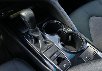 Подержанный автомобиль Toyota Camry Sedan 2018 года (16 фото)