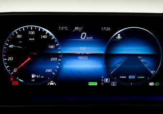 Подержанный автомобиль Mercedes-Benz GLE 2020 года (13 фото)