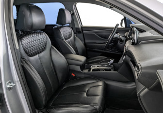Подержанный автомобиль Hyundai Santa Fe 2019 года (24 фото)