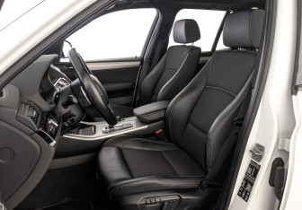 Подержанный автомобиль BMW X3 2015 года (20 фото)