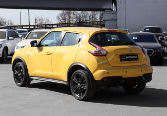 Подержанный автомобиль Nissan Juke 2017 года (7 фото)