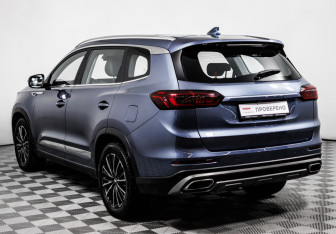 Подержанный автомобиль Chery Tiggo 8 Pro 2021 года (7 фото)