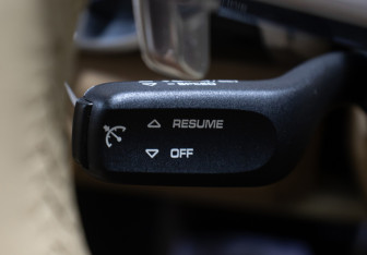 Подержанный автомобиль Porsche Cayenne 2015 года (22 фото)