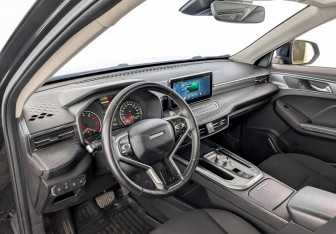 Подержанный автомобиль Haval Jolion 2022 года (16 фото)